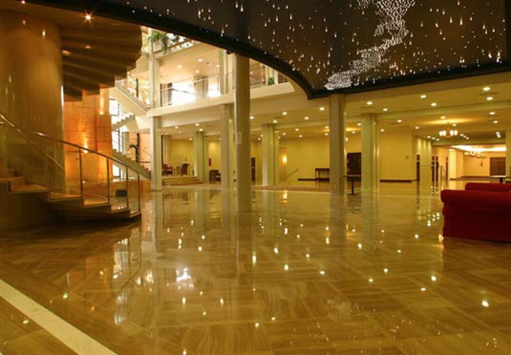 Termes Montbrio Hotel & Spa Montbrió del Camp Exterior foto