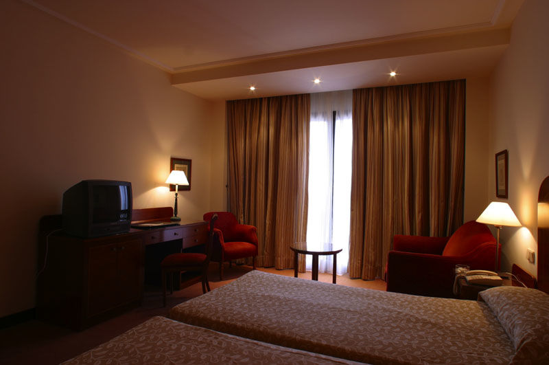 Termes Montbrio Hotel & Spa Montbrió del Camp Cameră foto