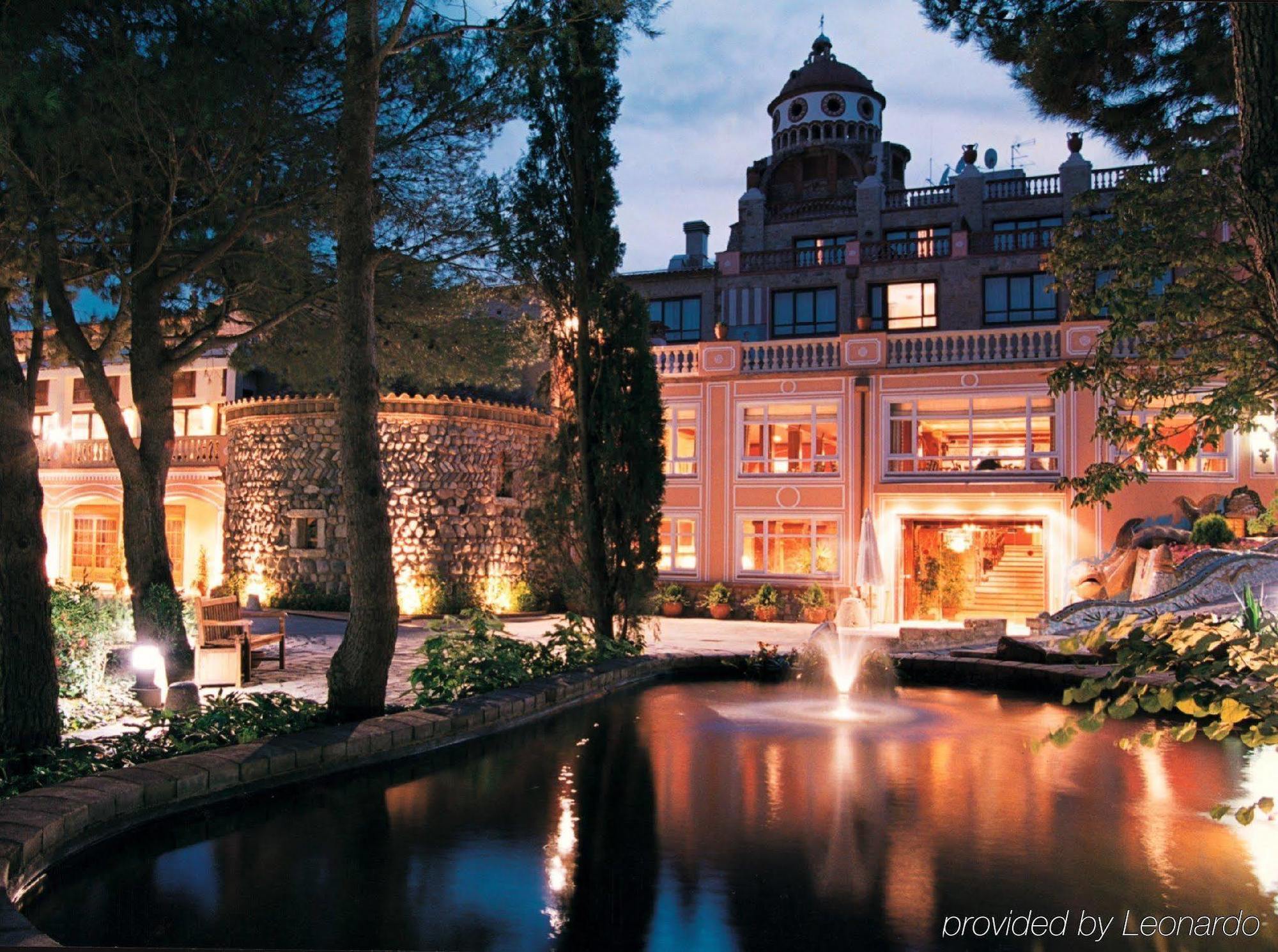 Termes Montbrio Hotel & Spa Montbrió del Camp Exterior foto